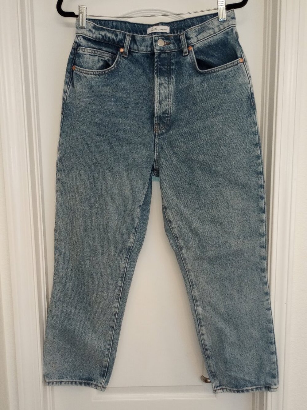 Betro Simone High Rise Taper Straight Relaxed Jeans